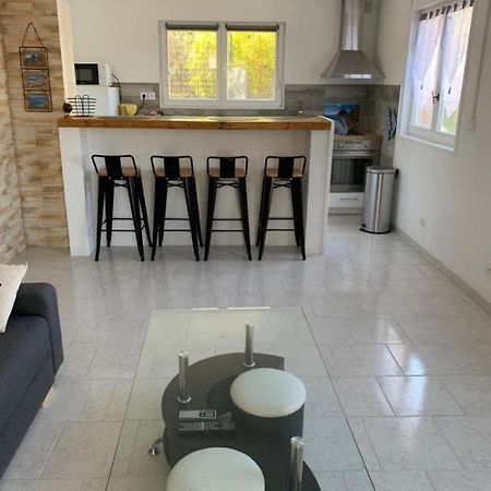 Rez De Villa Avec Place De Parking Et Vue Mer. ลาซิโอตาต์ ภายนอก รูปภาพ